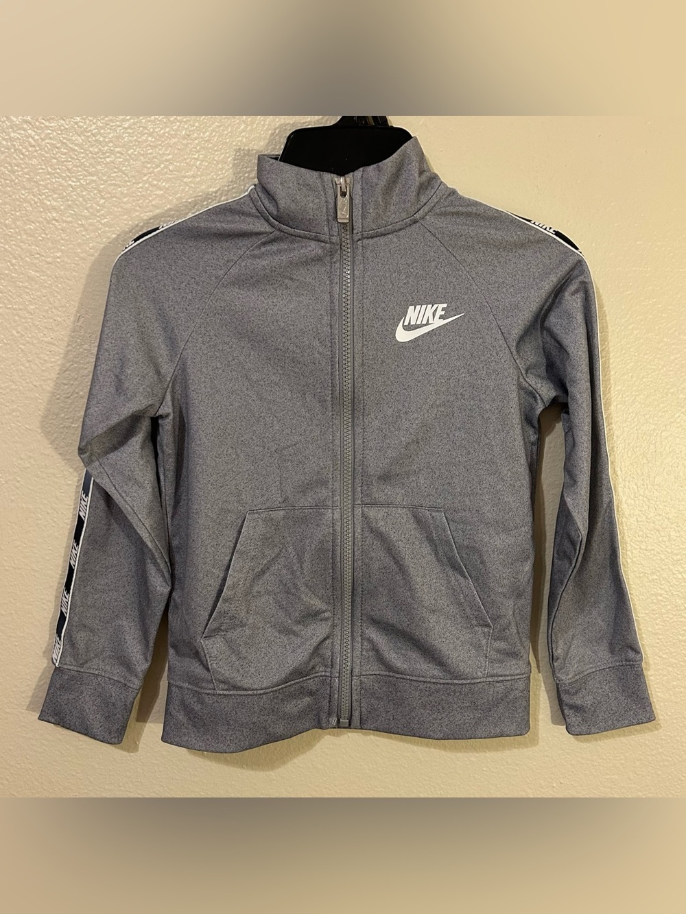 Nike Childs Track Jacket Full Zip 100% Gray with White Swoosh Size 5-6 Years